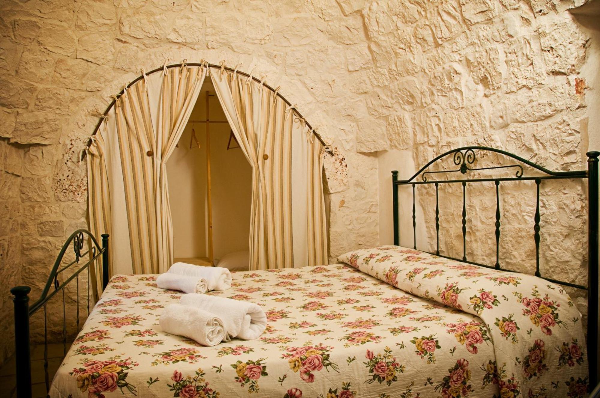 Trulli Il Castagno Martina Franca Exterior foto
